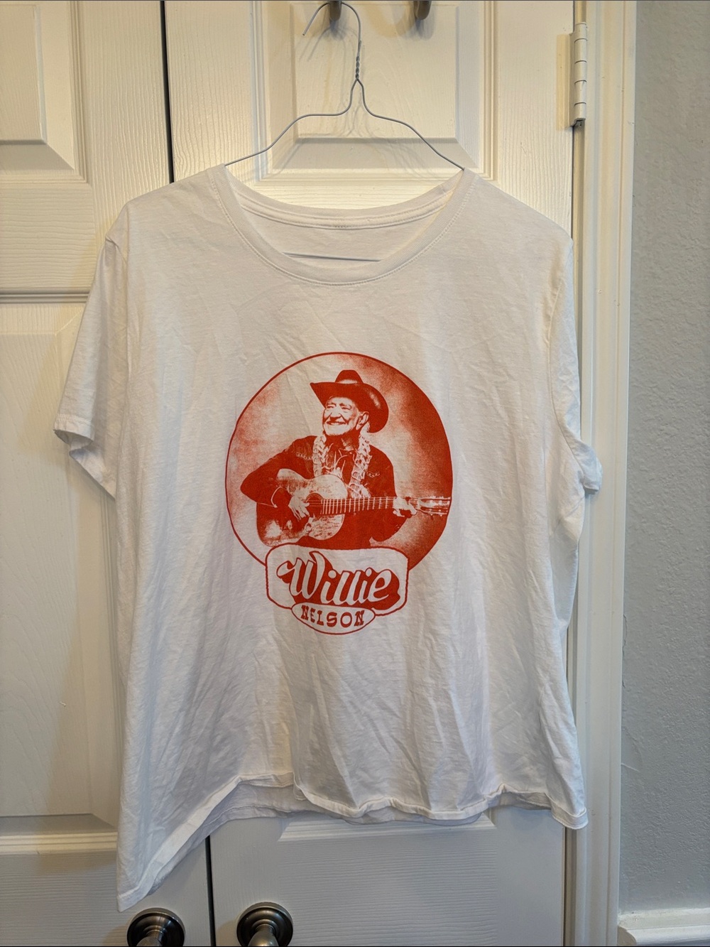 White Short-Sleeve Graphic Tee with Red Print